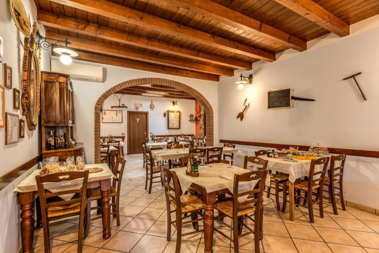 Agriturismo Pozzo Fiorito Кастильоне-делле-Стивьере Экстерьер фото