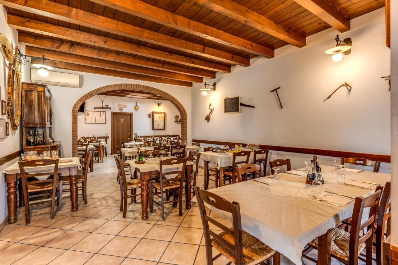 Agriturismo Pozzo Fiorito Кастильоне-делле-Стивьере Экстерьер фото