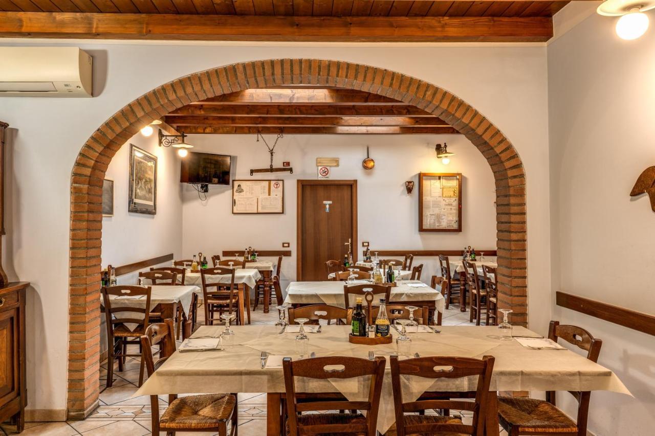 Agriturismo Pozzo Fiorito Кастильоне-делле-Стивьере Экстерьер фото