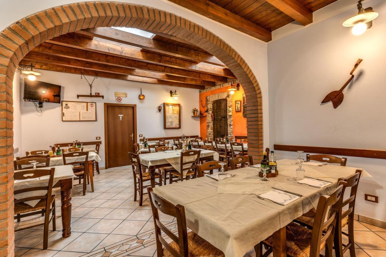 Agriturismo Pozzo Fiorito Кастильоне-делле-Стивьере Экстерьер фото