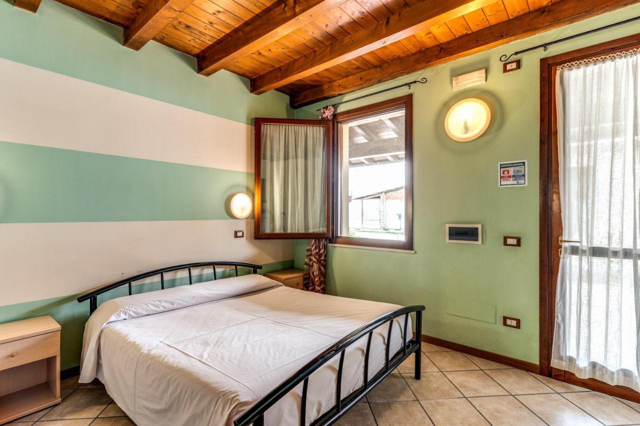 Agriturismo Pozzo Fiorito Кастильоне-делле-Стивьере Экстерьер фото